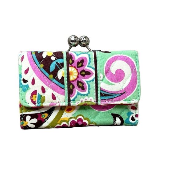 Vera Bradley Kiss Lock Wallet Tutti Fruitti Floral Pink Green Quilted Bohemian - Picture 1 of 5